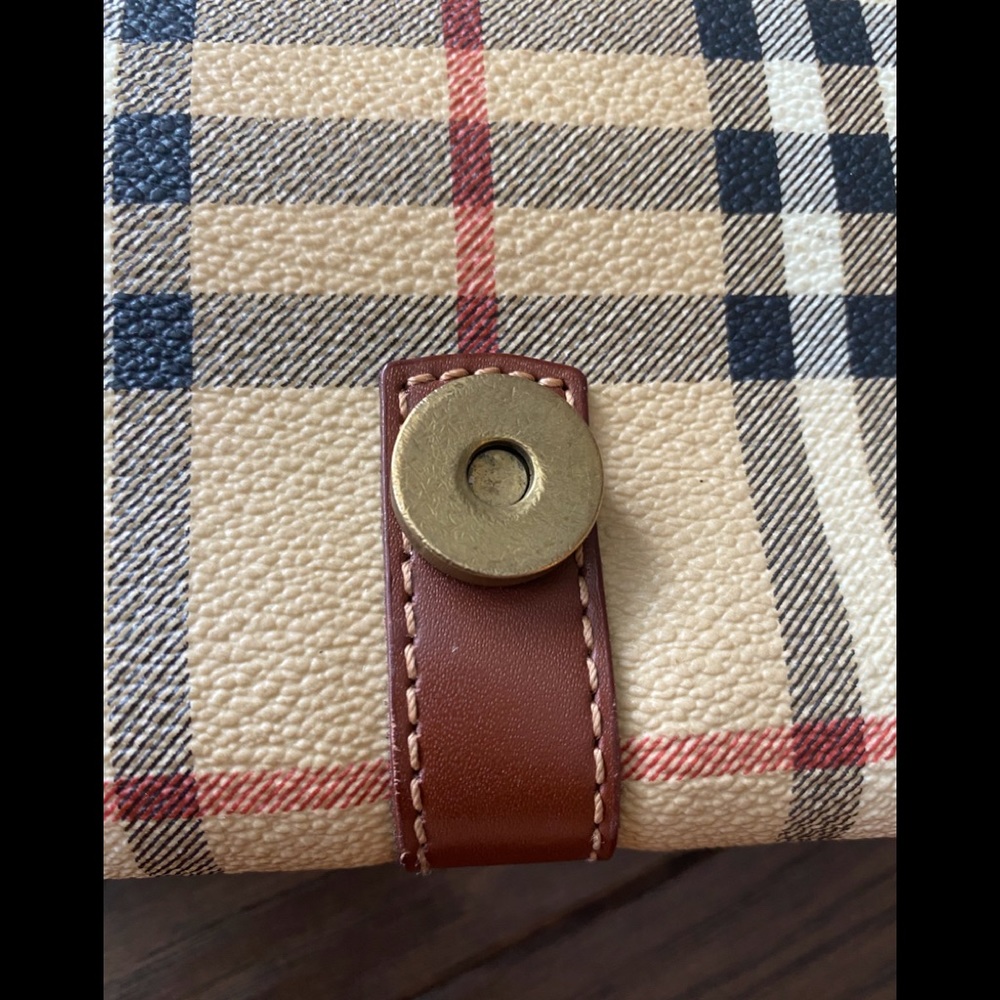AUTHENTIC BURBERRY HAYMARKET PRINT SHOULDER HANDBAG - Picture 16 of 16